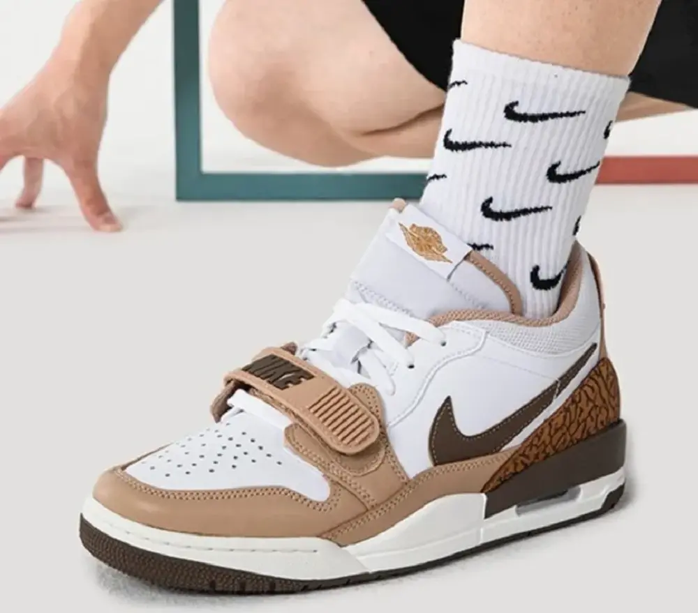 Alternative view of Giày Nike Jordan Legacy 312 Low 'Brown Elephant' FQ6859-201
