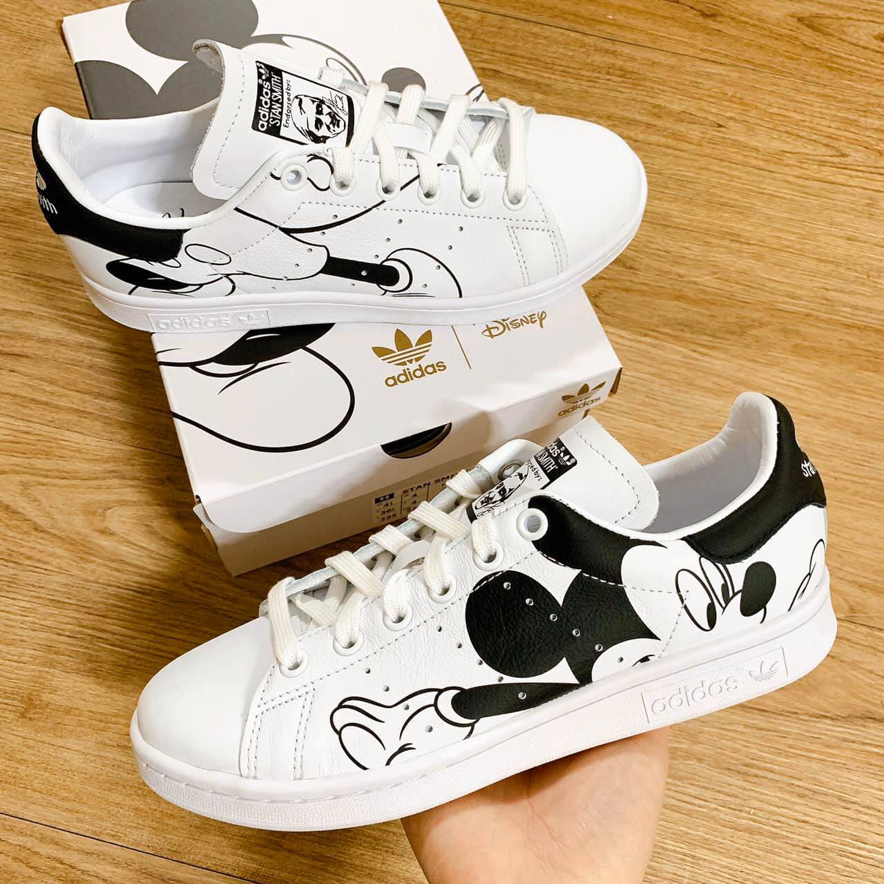 Giày Adidas Mickey Mouse x Stan Smith 'Black' FW2895 - Ảnh 2