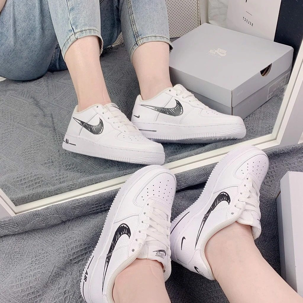 Giày Nike Air Force 1 Low GS 'Doodle Swoosh White Black' DM3177-100 - Ảnh 5