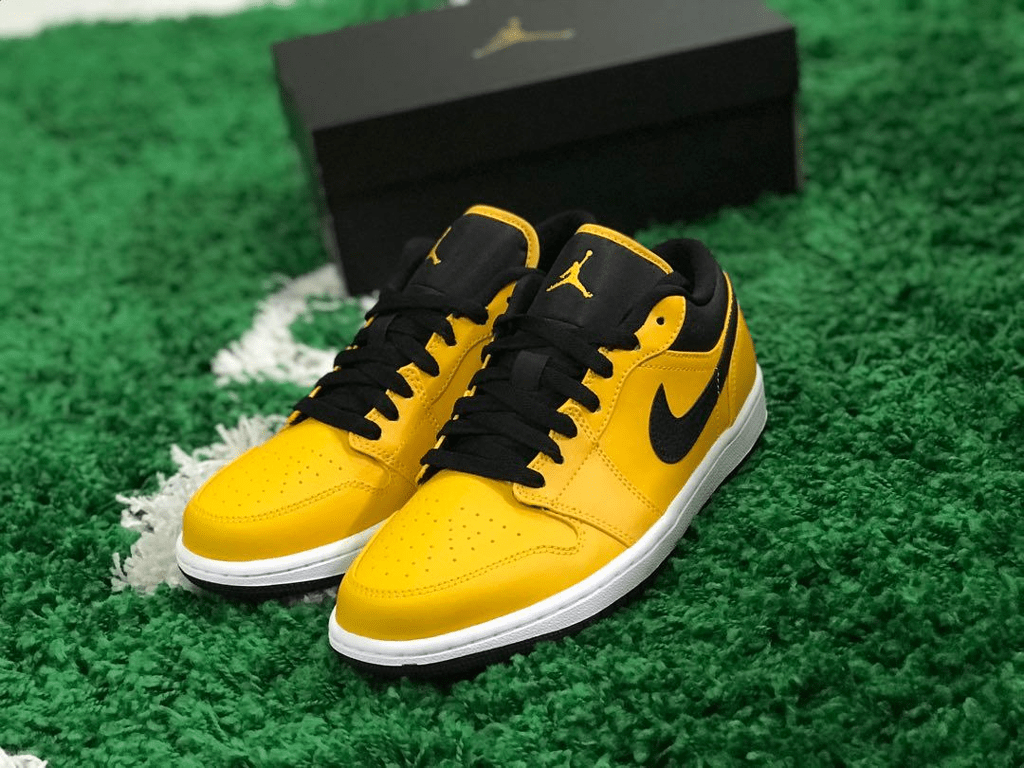 Giày Nike Air Jordan 1 Low GS 'University Gold Black' 553560-700 - Ảnh 5