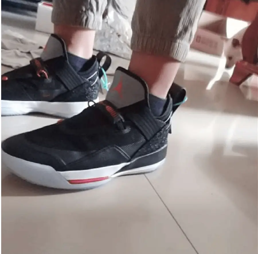 Giày Nike Air Jordan 33 SE ‘Black Cement’ CD9560-006 - Ảnh 3