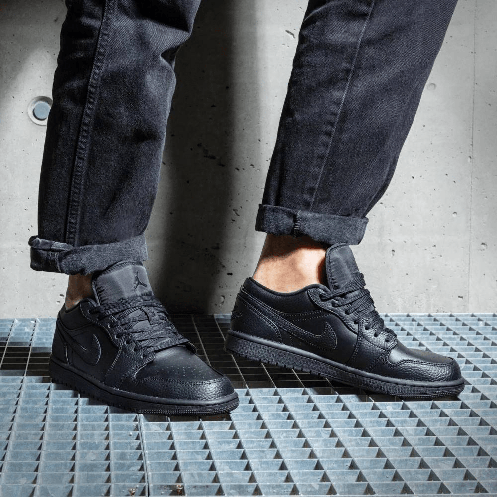 Giày Nike Air Jordan 1 Low 'Triple Black' 553558-091 - Ảnh 2