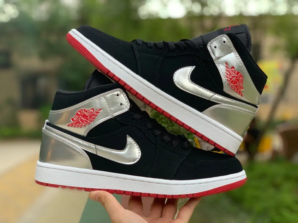 Giày Nike Air Jordan 1 Mid "Johnny Kilroy" 554724-057 - Ảnh 5