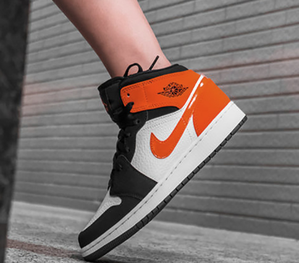 Giày Nike Jordan 1 Mid 'Shattered Backboard' 554724-058 - Ảnh 4