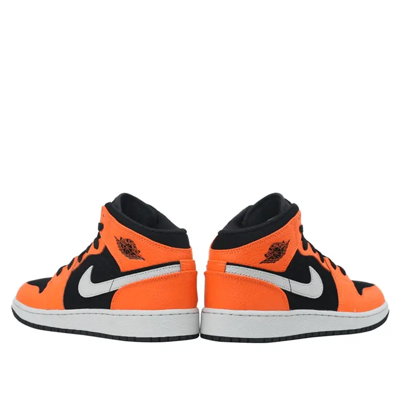 Alternative view of Giày Nike Air Jordan 1 Retro Mid GS 'Orange Black' 554725-062