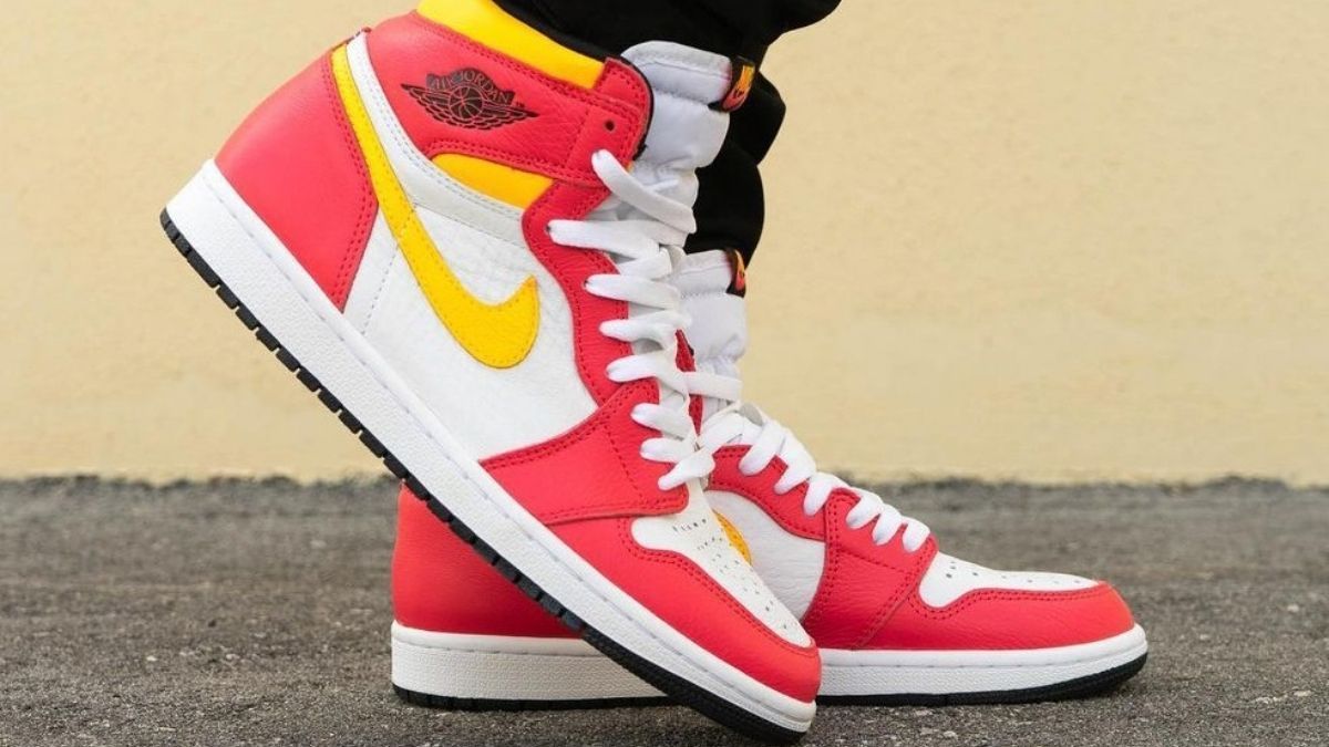 Giày Nike Air Jordan 1 Retro High OG 'Light Fusion Red' 555088-603 - Ảnh 4
