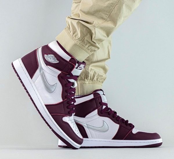 Giày Nike Air Jordan 1 Retro High OG 'Bordeaux' 555088-611 - Ảnh 2
