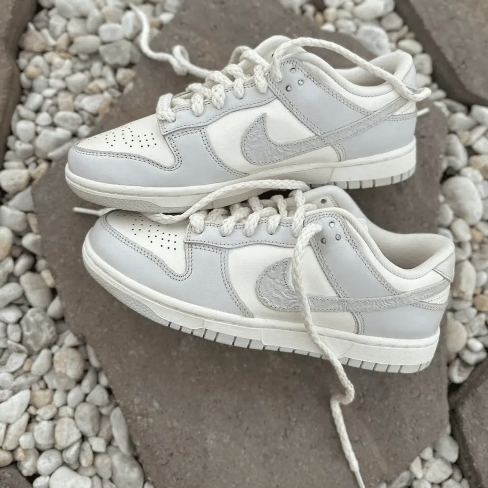 Alternative view of Giày Nike Dunk Low Needlework Sail Aura 'Grey' FJ4553-133