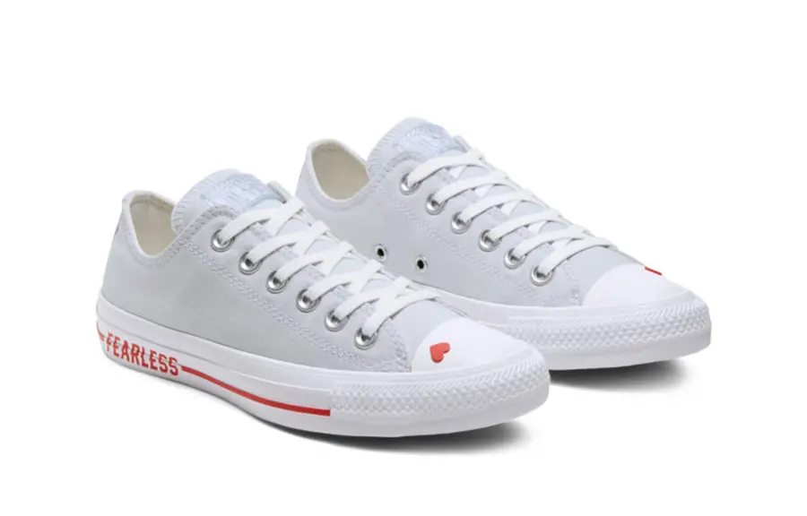 Giày Converse Wmns Chuck Taylor All Star Low 'Love Fearlessly' 567157F - Ảnh 5