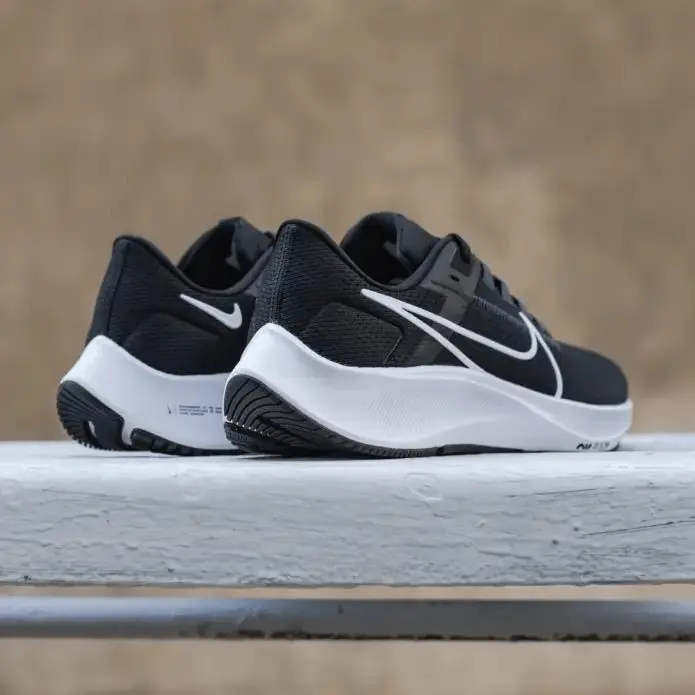 Giày Nike Air Zoom Pegasus 38 'Black White' CW7356-002 - Ảnh 3