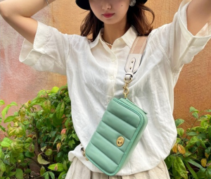 Alternative view of Túi Coach Dinky 18 With Quilting C3843 B4OFU