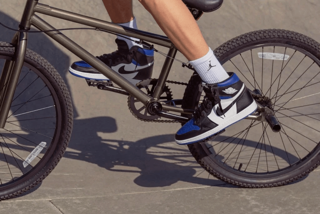 Giày Nike Air Jordan 1 Retro High OG 'Royal Toe' 575441-041 - Ảnh 3