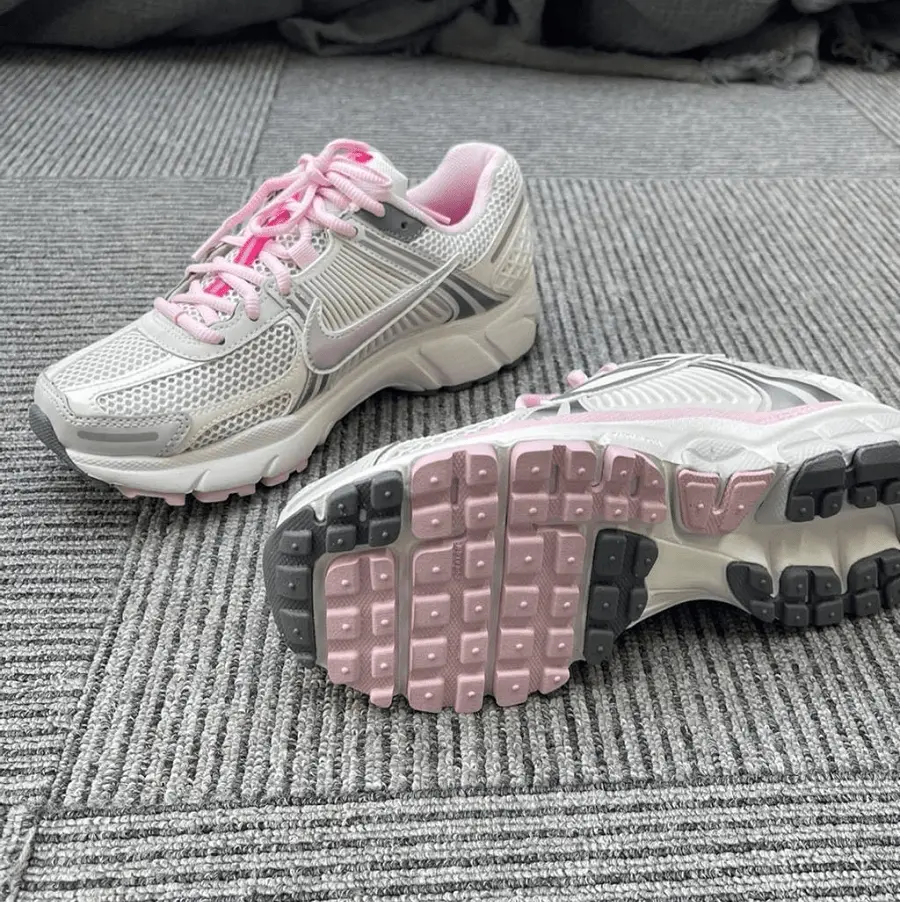 Giày Nike Zoom Vomero 5 'White Pink' FN3695-001 - Ảnh 4