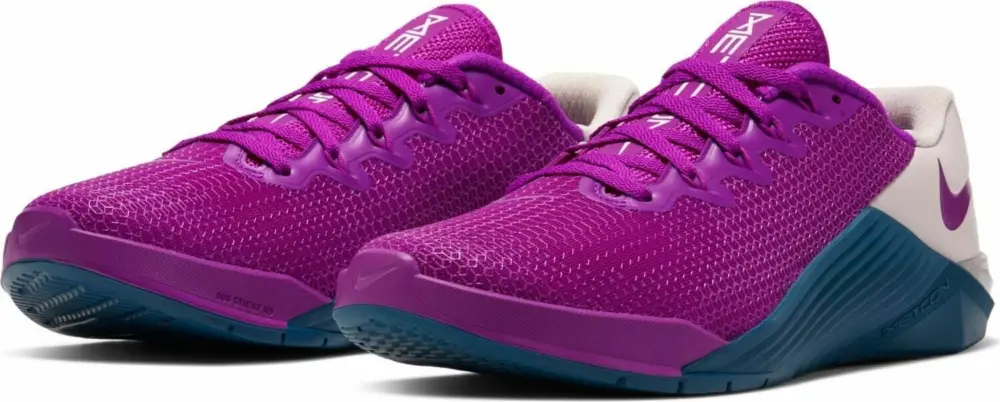 Alternative view of Giày Nike Wmns Metcon 5 'Vivid Purple' AO2982-546