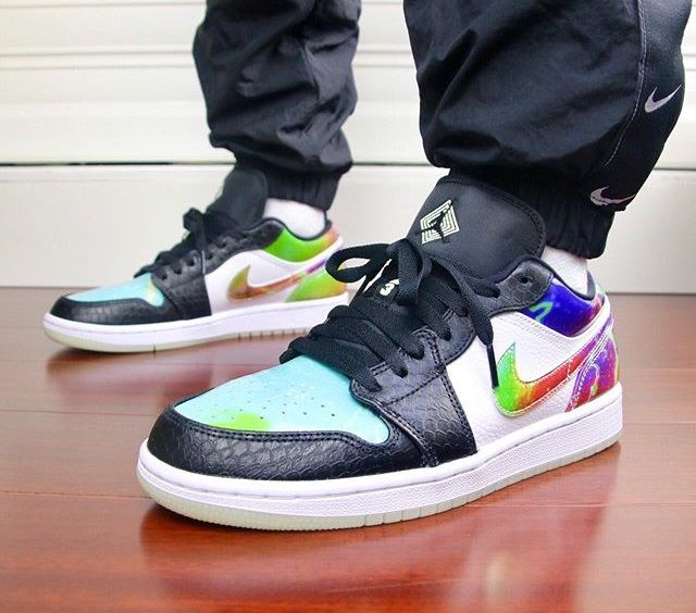 Giày Nike Air Jordan 1 Low 'Galaxy' CW7309-090 - Ảnh 5