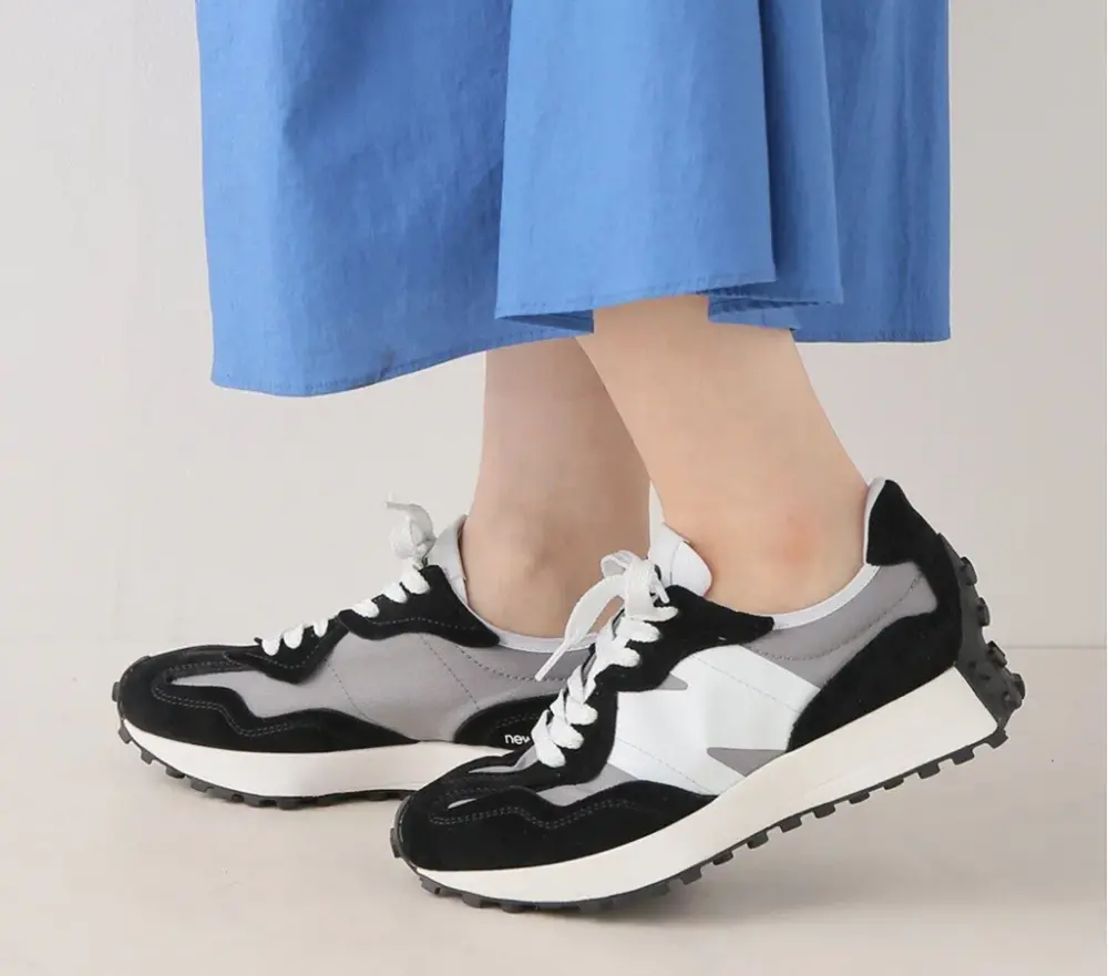 Alternative view of Giày New Balance 327 'Black Shadow Grey' U327WEC