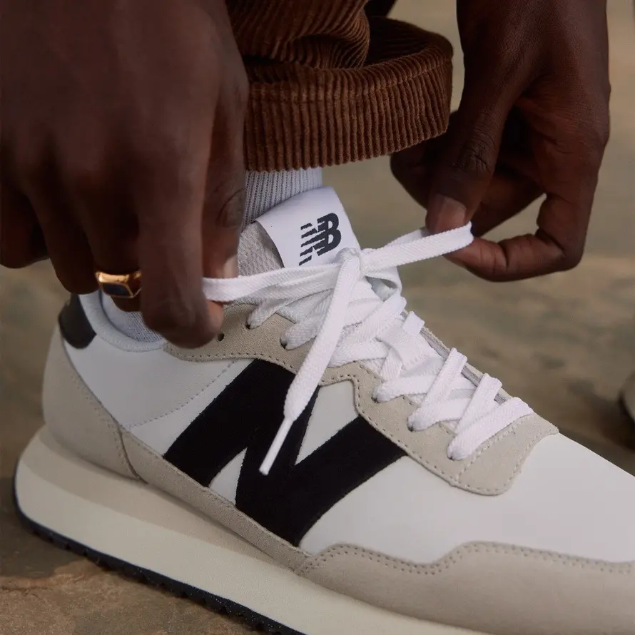 Giày New Balance 237 Sea Salt 'Black White' MS237SF - Ảnh 3