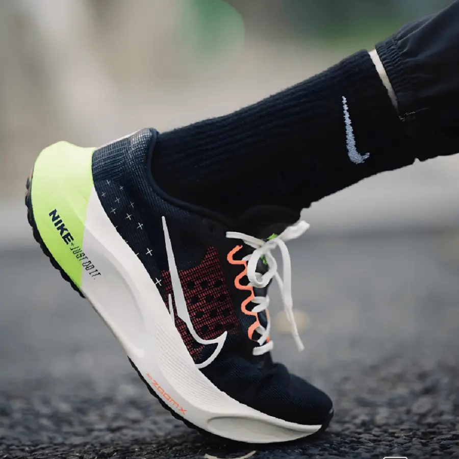 Alternative view of Giày Nike Zoom Fly 5 ‘Black Ghost Green’ FB1847-011