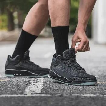 Alternative view of Giày Nike Air Jordan 3 Retro Flyknit 'Black' AQ1005-001
