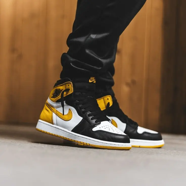 Giày Nike Air Jordan 1 Retro High 'Yellow Ochre' 555088-109 - Ảnh 4