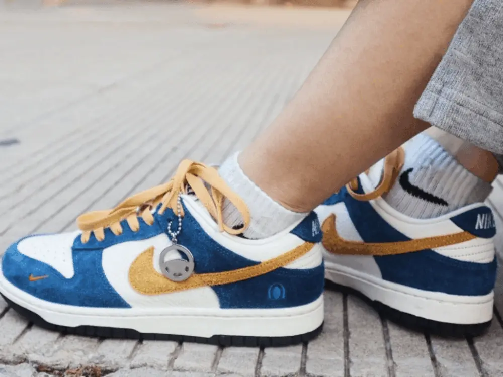 Giày Nike Kasina x Dunk Low '80s Bus' CZ6501-100 - Ảnh 4