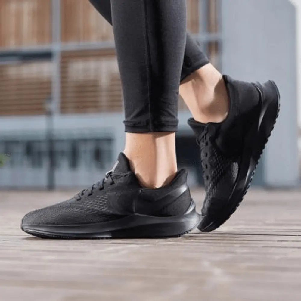 Giày Nike Air Zoom Winflo 6 'Triple Black' AQ7497-004 - Ảnh 3