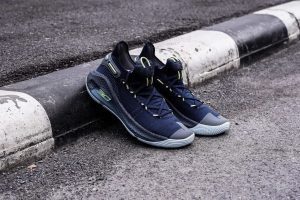 Alternative view of Giày Under Armour Curry 6 'International Boulevard' 3020612-402