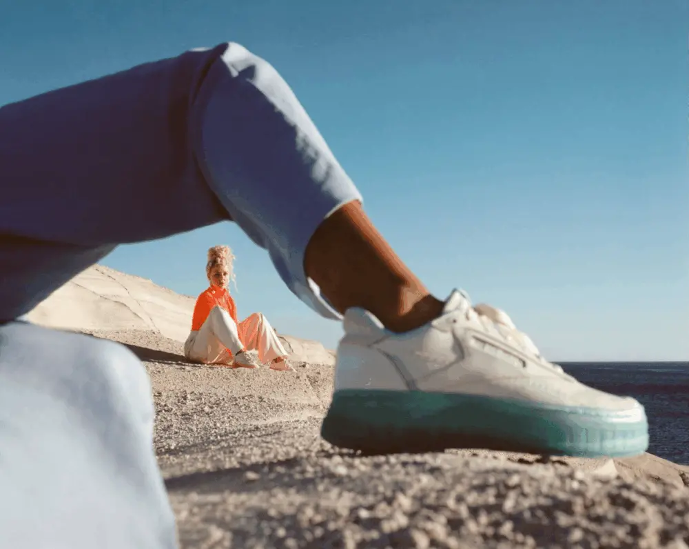 Alternative view of Giày Reebok MadWomen x Wmns Club C Double Geo 'Chalk Hydro Blue' GY8056
