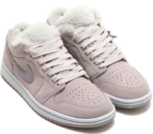 Alternative view of Giày Nike Wmns Air Jordan 1 Low 'Sherpa Fleece' DO0750-002