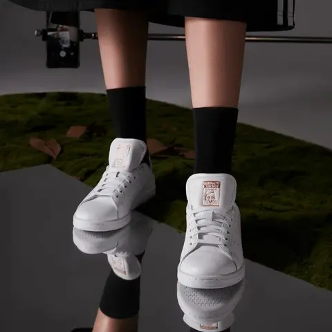 Alternative view of Giày Adidas Originals Stan Smith 'White Gold' EE8821