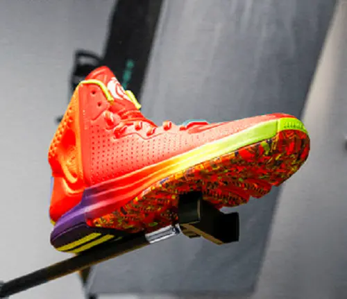 Alternative view of Giày Adidas D Rose 4 Restomod 'Solar Red Rainbow' FX5014