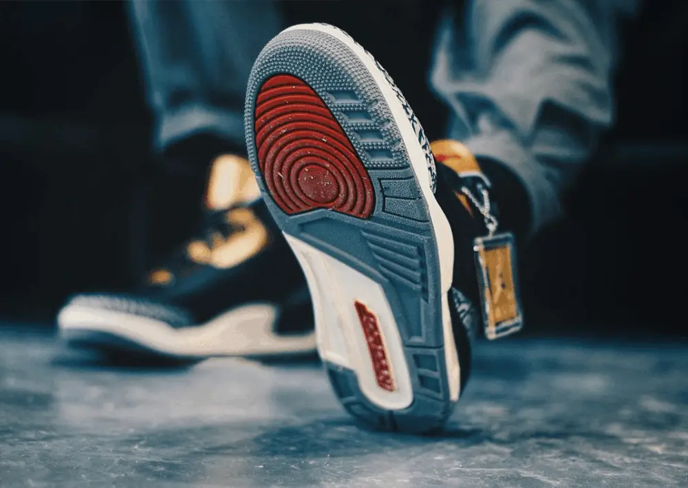 Giày Nike Air Jordan 3 Retro 'Black Cement Gold' CK9246-067 - Ảnh 4
