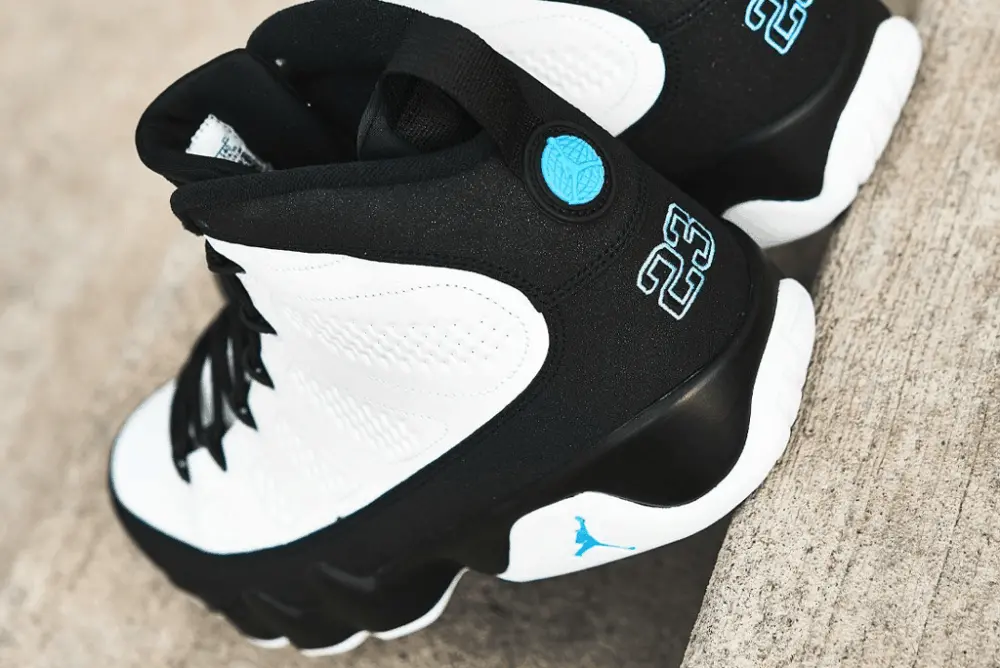 Giày Nike Air Jordan 9 Retro 'University Blue' CT8019-140 - Ảnh 3