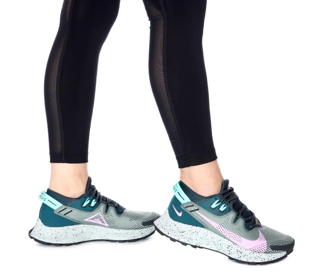 Alternative view of Giày Nike Pegasus Trail 2 'Spiral Sage Atomic Teal' CK4309-300
