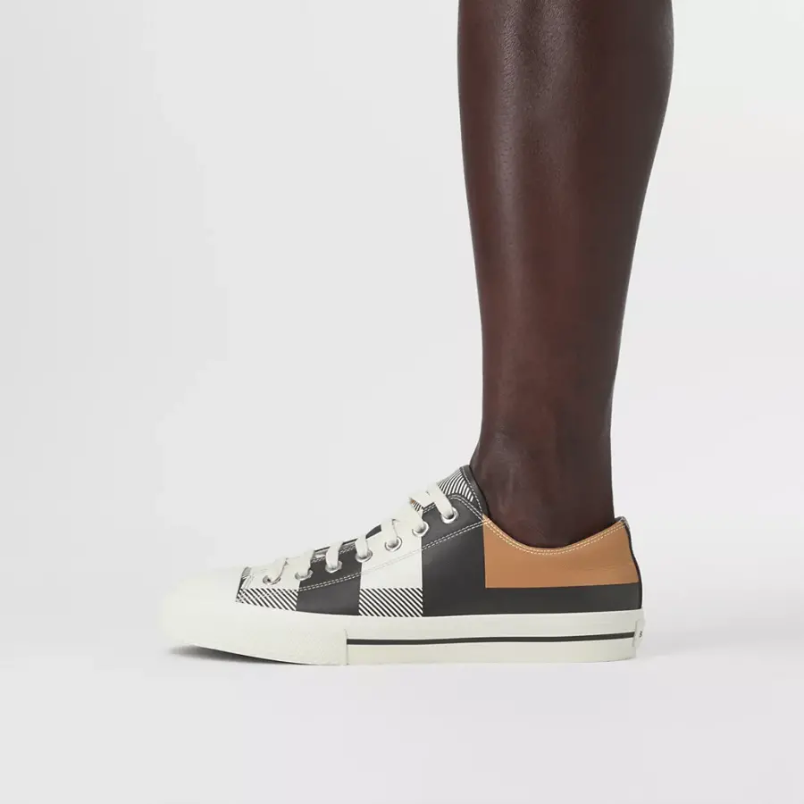 Alternative view of Giày Burberry Check Print Leather 'Camel' 80436061