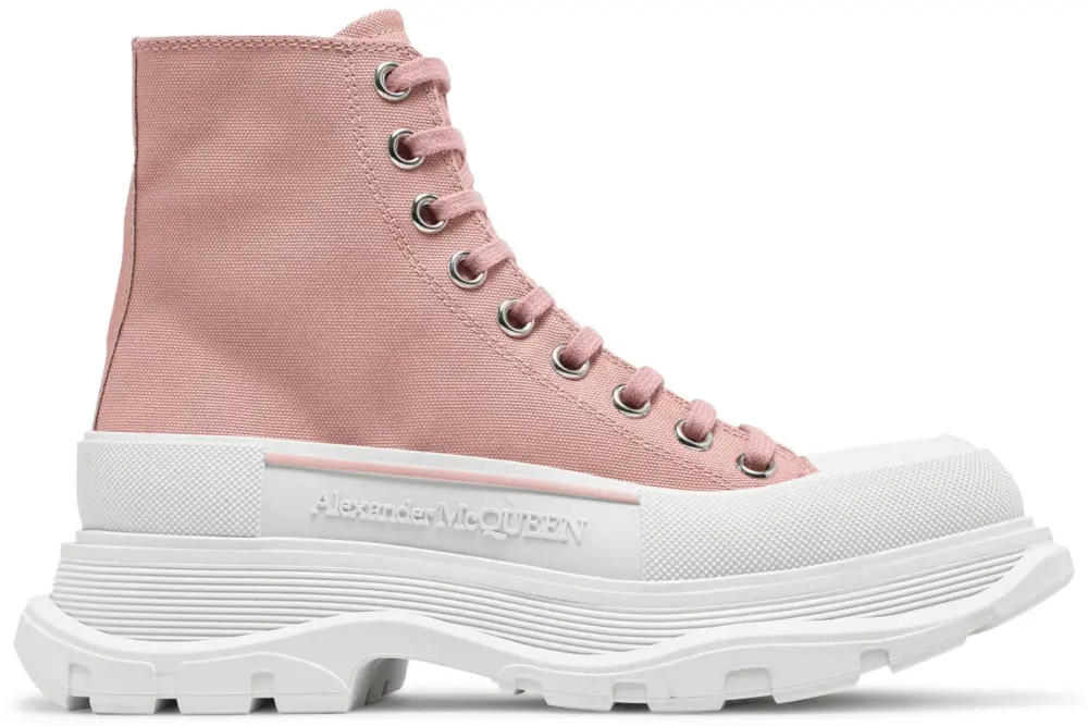 Giày Alexander McQueen Wmns Tread Slick Boots 'Magnolia' 611706-W4LR1-9243