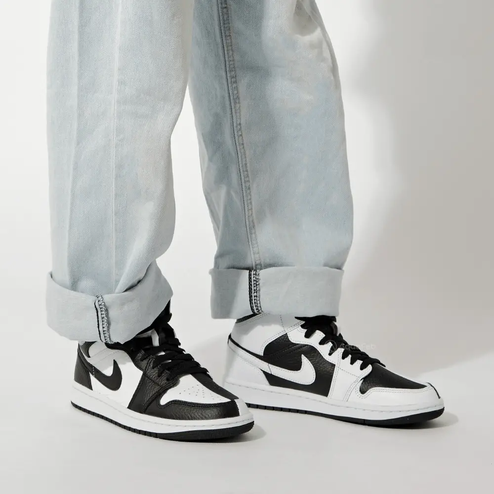 Alternative view of Giày Nike Air Jordan 1 Mid Split 'Black White' DR0501-101