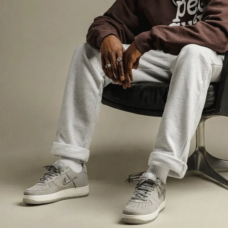 Giày Nike Air Force 1 Jewel 'The Month Light Smoke Grey' DV0785-003 - Ảnh 3