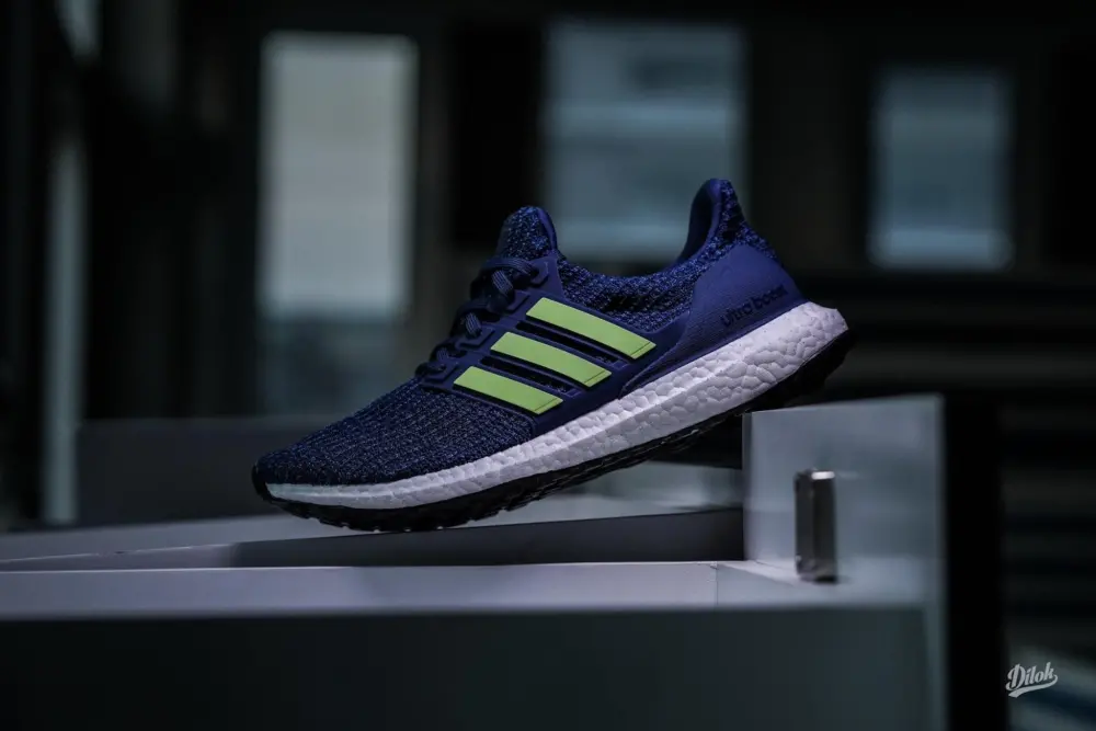 Giày Adidas UltraBOOST "LEGEND MARINE" F35234 - Ảnh 5