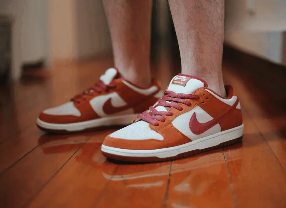 Alternative view of Giày Nike Dunk Low Pro SB 'Dark Russet' BQ6817-202