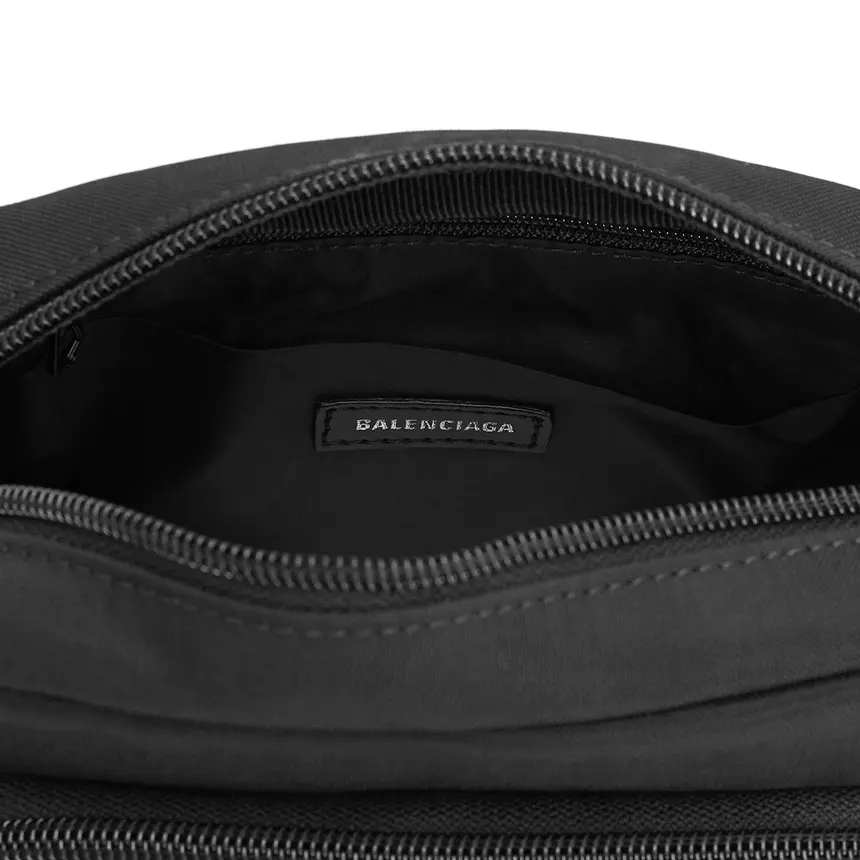 Túi Balenciaga Wheel Logo Camera Bag 673352-H85RX-1090 - Ảnh 4
