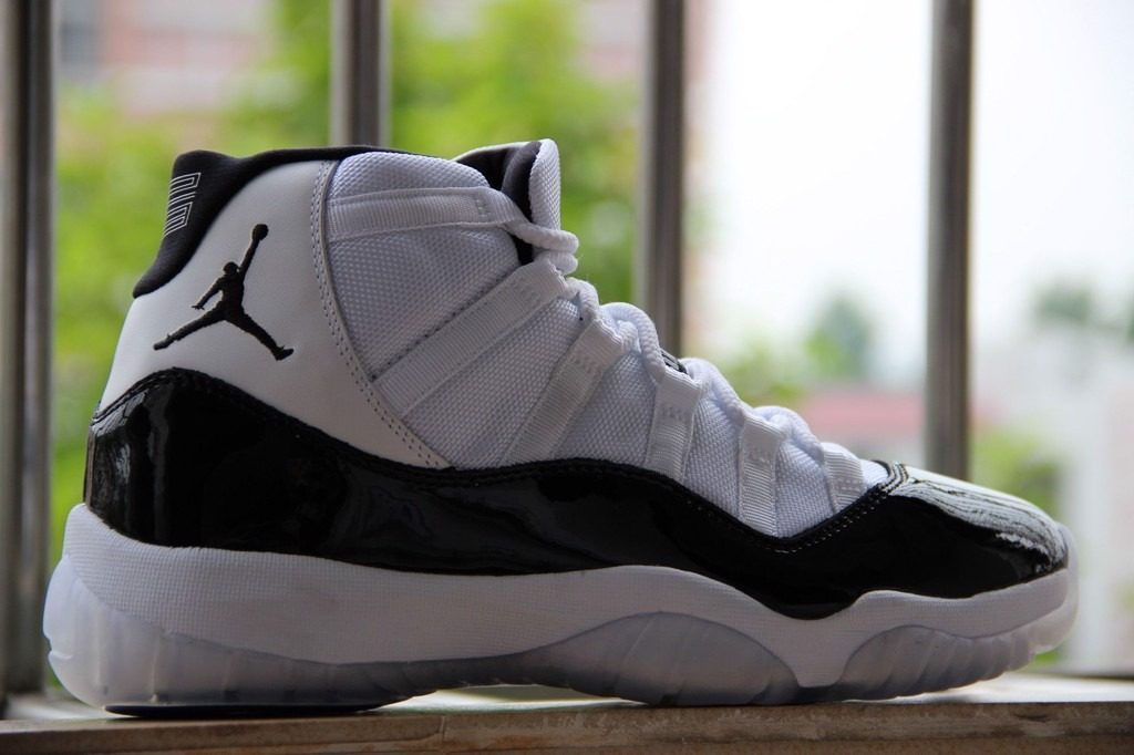 Giày Nike Air Jordan 11 Retro 'Concord' 2011 378037-107 - Ảnh 6