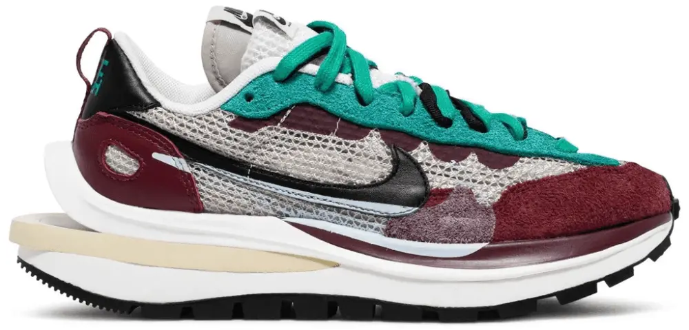 Giày Nike Sacai x VaporWaffle SP 'Villain Red' DD3035-200