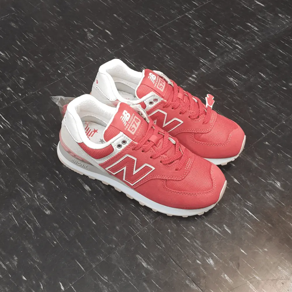 Giày New Balance 574 'Red White' WL574TAD - Ảnh 4