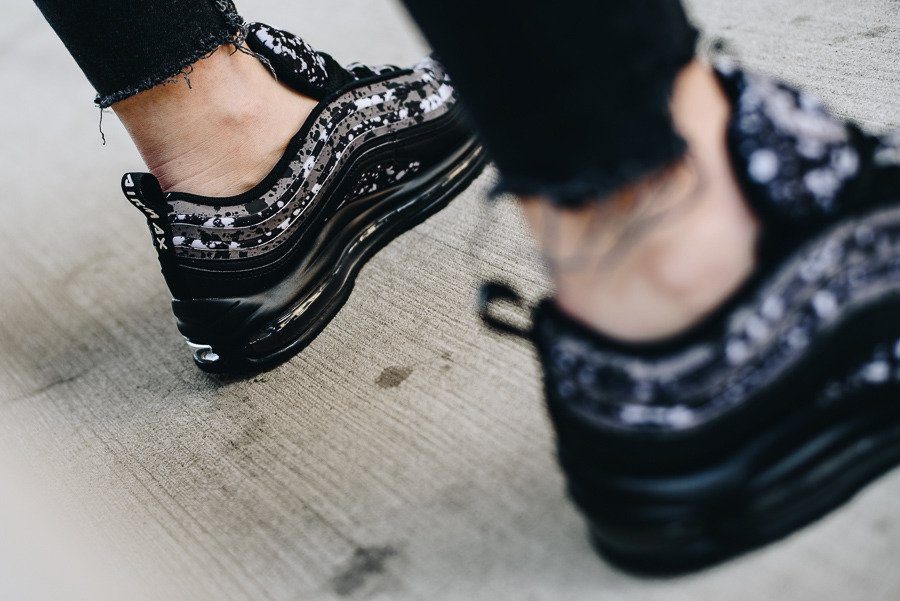 Giày Nike Air Max 97 'Grey Confetti' AO2325-002 - Ảnh 3
