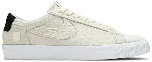 Giày Nike Medicom Toy x Blazer Low SB 'BE@RBRICK' CZ4620-200