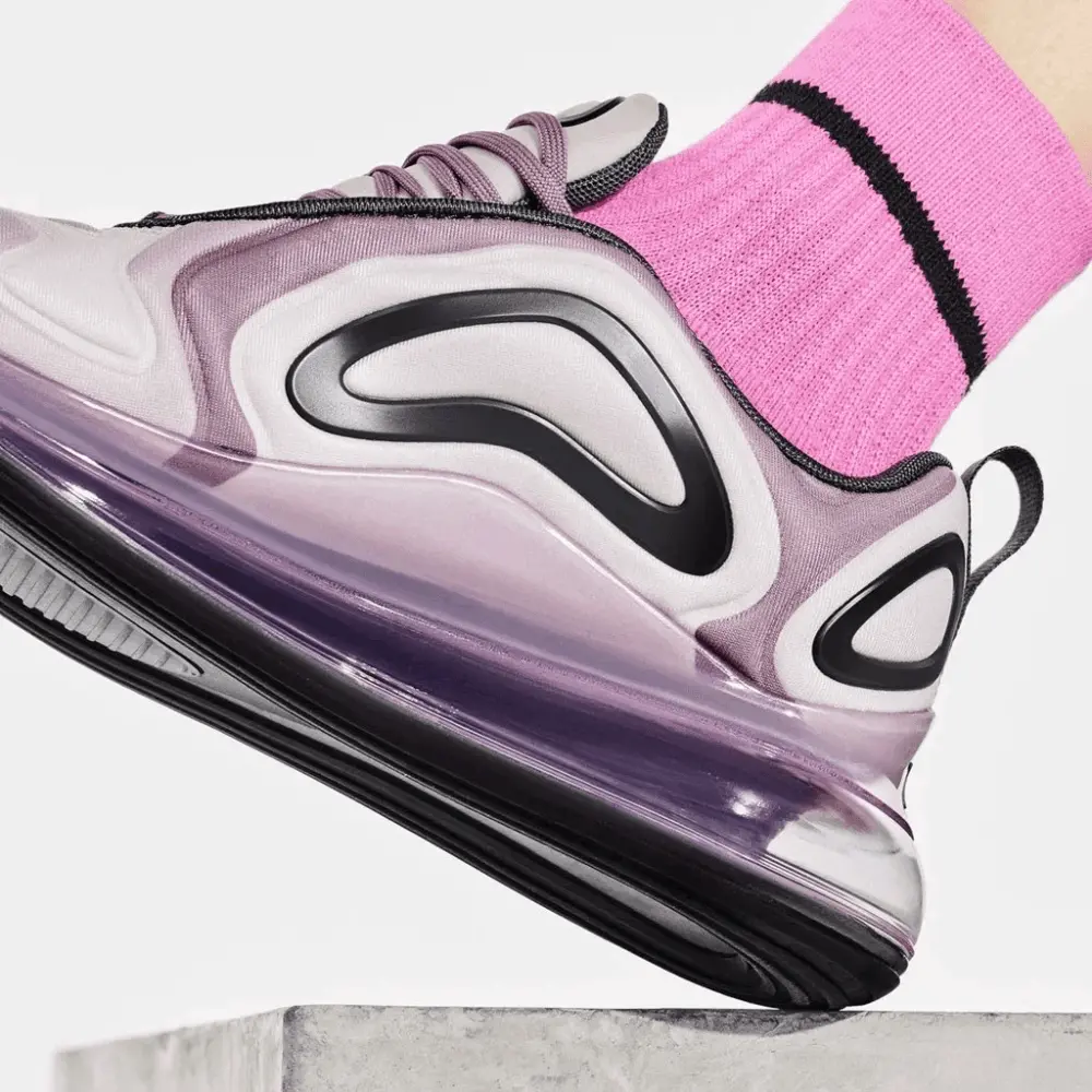 Alternative view of Giày Nike Wmns Air Max 720 'Barely Rose' CI3868-600