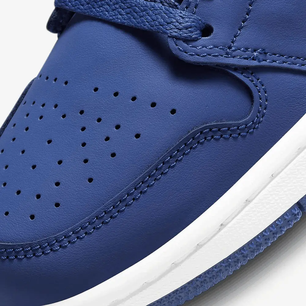 Giày Nike Wmns Air Jordan 1 Low SE 'Deep Royal Blue' DA8008-401 - Ảnh 4