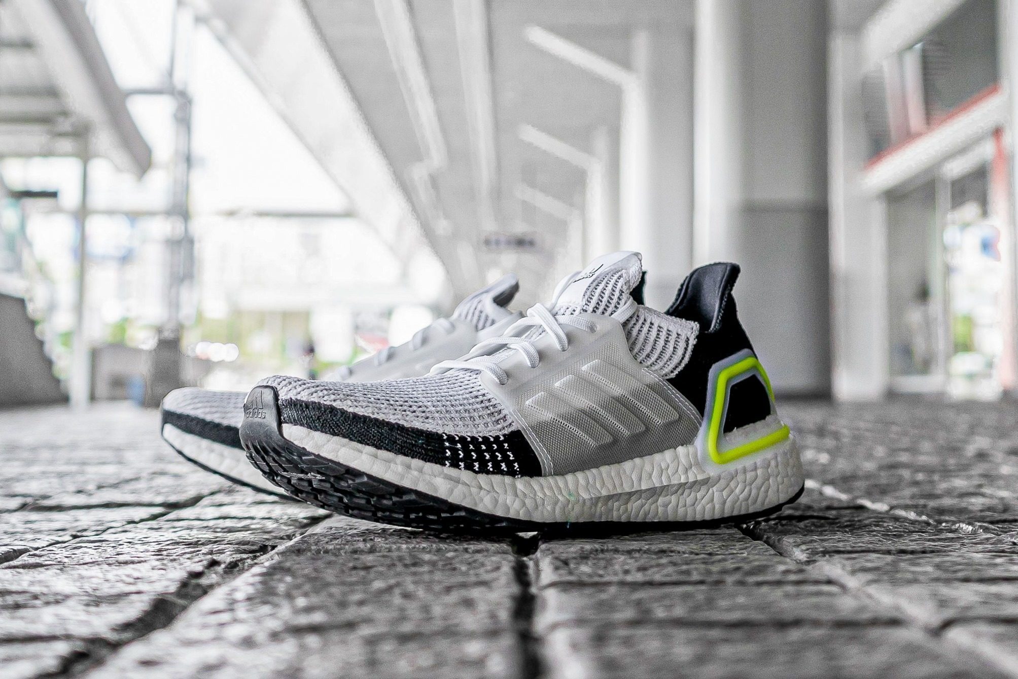 Giày Adidas UltraBoost 19 'White Yellow' EF1344 - Ảnh 2
