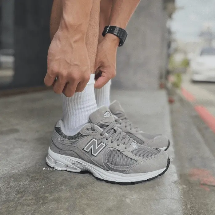 Giày New Balance 2002 'Grey' M2002RJM - Ảnh 4